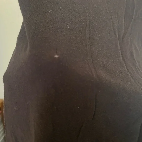 Hot Topic vintage ribcage vneck T-shirt size S - Picture 4 of 4